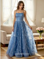 Light Blue Spaghetti Strap Lace Appliqué Layered Asymmetrical Mesh Gown捕捉静谧的色彩美学，这款礼服以浅蓝色调呈现如晨曦般的清透感。上半身覆以精美蕾丝贴花，配合极简细吊带平直领口，勾勒出优雅的肩颈轮廓。裙摆采用独特的层叠不对称网纱设计，在行进间呈现如波浪般的轻盈动态。二十年匠心工艺确保了网纱的支撑力与亲肤感，是高端舞会、婚礼伴娘或正式庆典的理想之选。