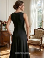 Black Minimalist Sleeveless Crew Neck Gown: Asymmetrical Ruffle High-Slit Formal Dress