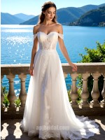 Sweetheart Neckline Lace Bridal Gown with Off-the-Shoulder Sleeves