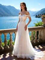 Sweetheart Neckline Lace Bridal Gown with Off-the-Shoulder Sleeves