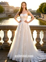 trapless Sweetheart Neckline Lace Bridal Gown with Cathedral Train