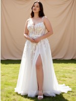 Romantic 3D Floral A-Line Wedding Dress with Sweetheart Neckline, Spaghetti Straps & High Slit Tulle Skirt