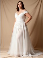 APJbridal Romantic Off-the-Shoulder Lace Applique A-Line Wedding Dress | Sweetheart Neck High Slit Tulle Train Bridal Gown for Beach & Outdoor Weddings