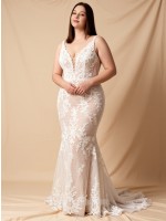 APJbridal 高端定制深V领鱼尾蕾丝婚纱 | 浪漫复古风主婚纱 | 适用于教堂/庄园婚礼